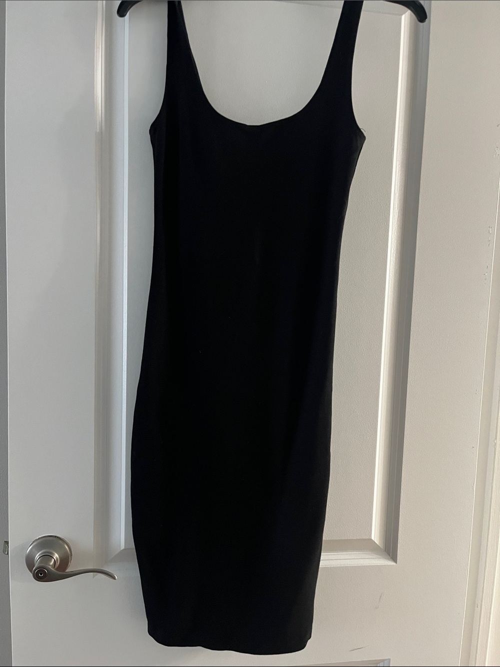 Forever 21 Black Scoop Neck Mini Dress